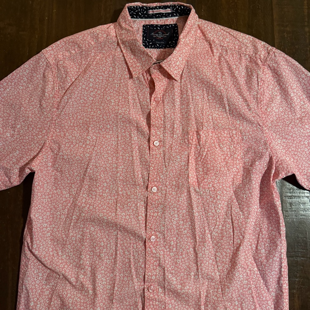 Across the Pond London-NYC Pink Floral Button-Up Shirt - XL